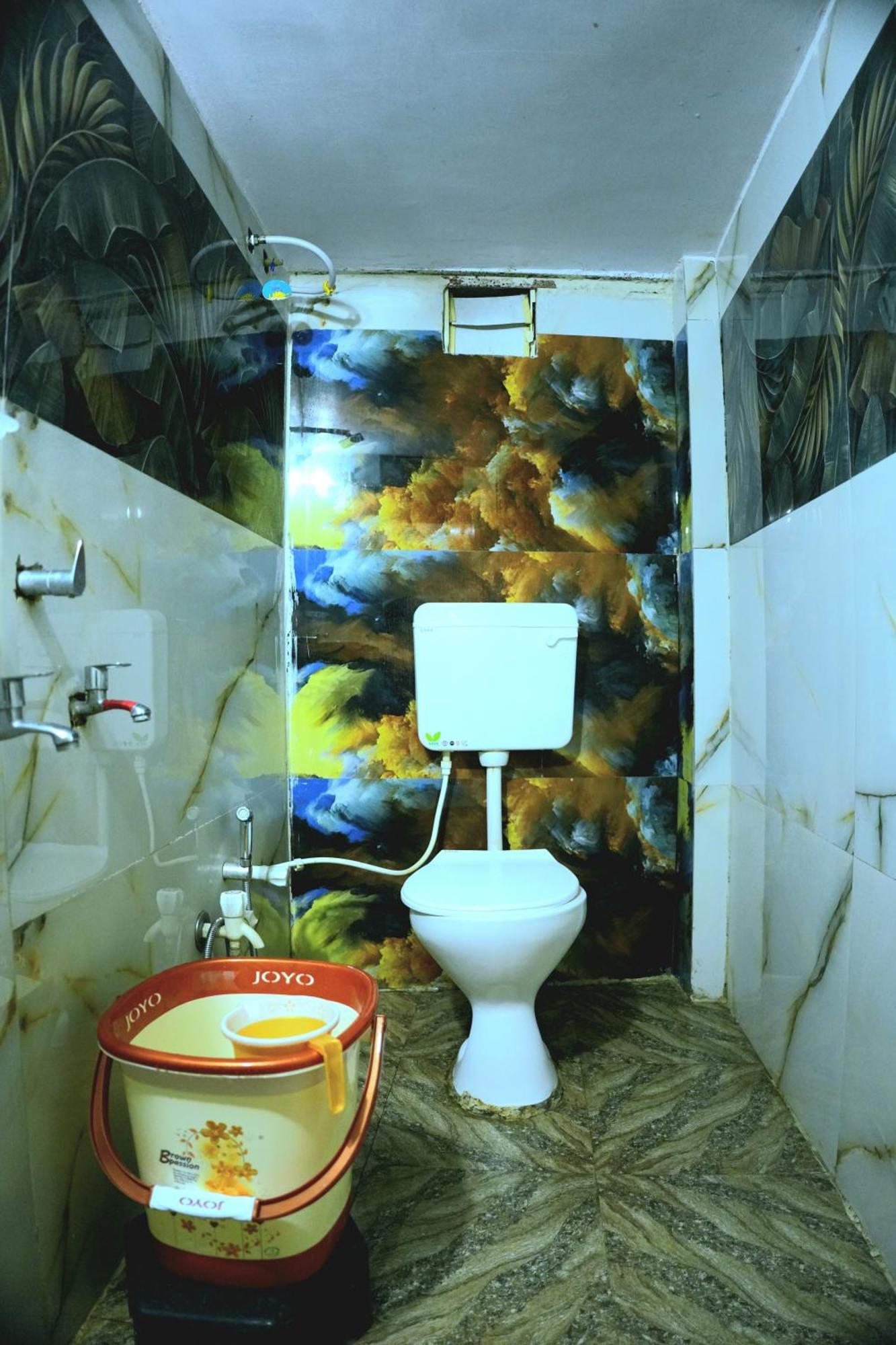 Hotel Ganraj Ujjain Extérieur photo